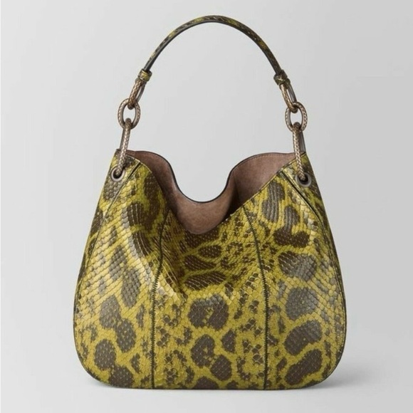 Bottega Veneta Natural Anaconda Loop Bag - Picture 6 of 10